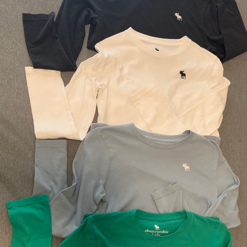 Lot of 4 abcrombie long sleeve tees